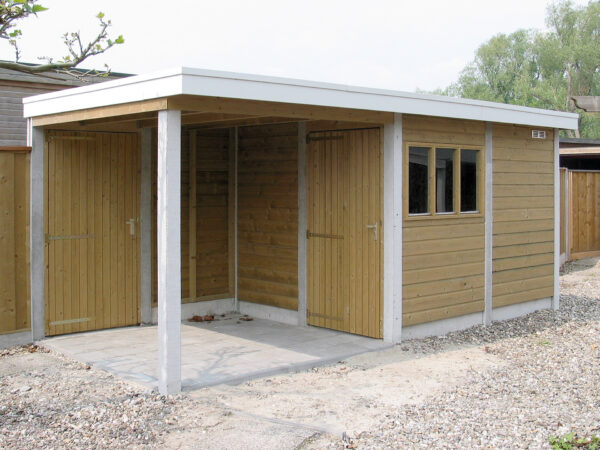 Berging met overkapping